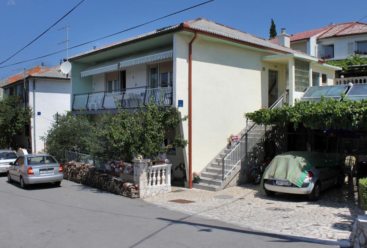 Apartments With A Parking Space Senj - 5572 Bagian luar foto