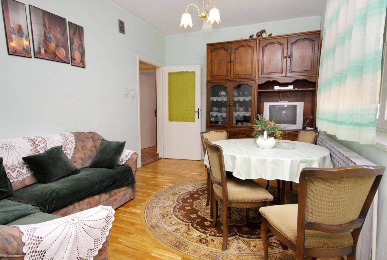 Apartments With A Parking Space Senj - 5572 Bagian luar foto