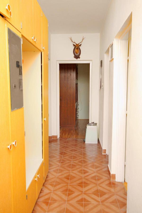 Apartments With A Parking Space Senj - 5572 Bagian luar foto